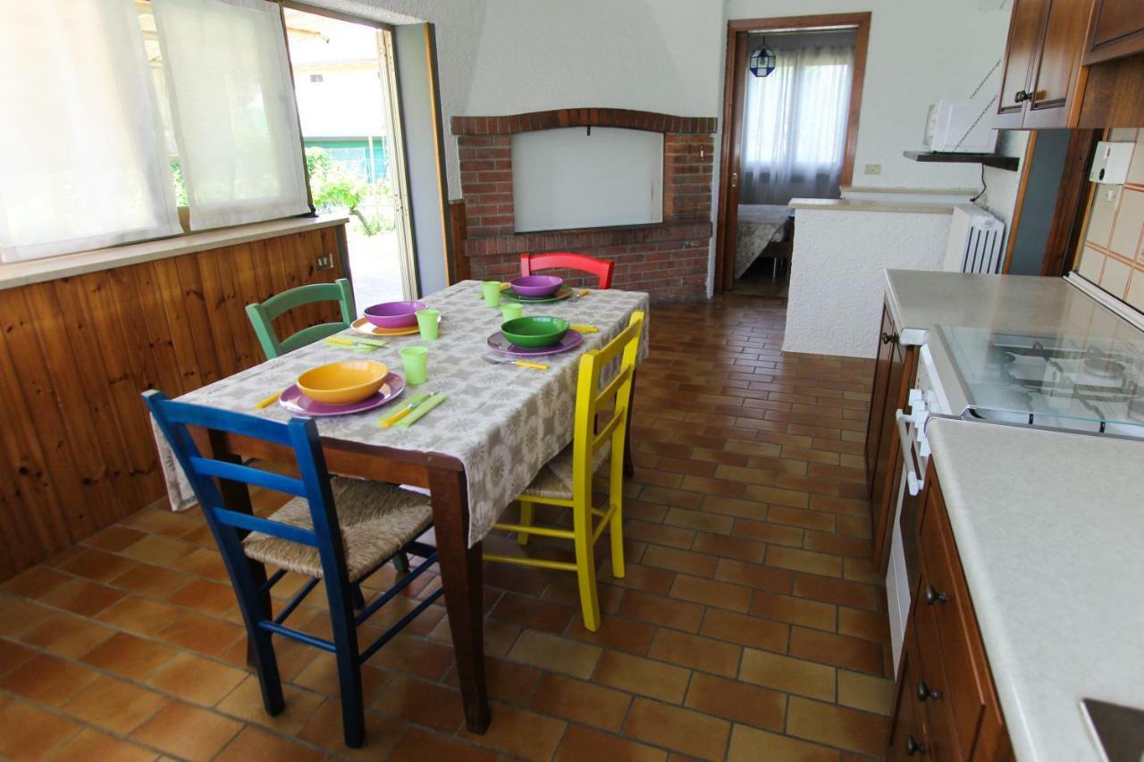 시르미오네 La Petite Maison 빌라 외부 사진